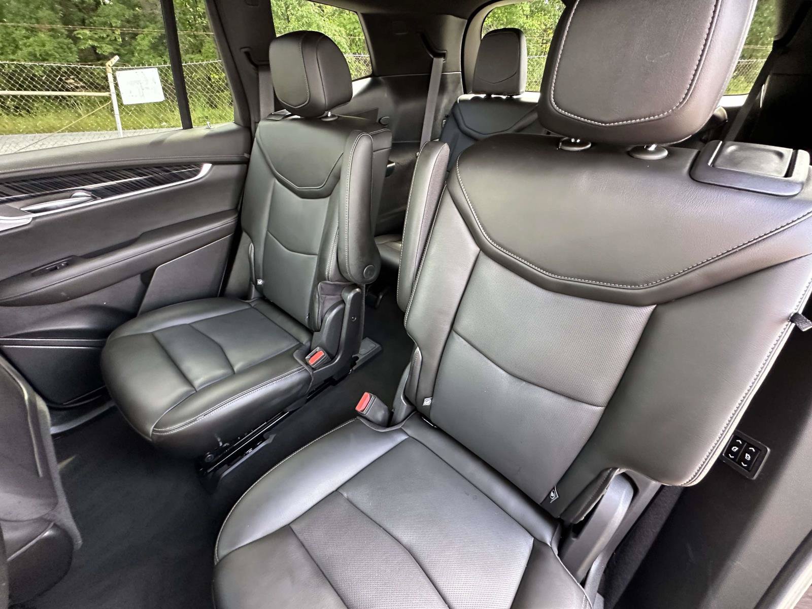 Used 2024 Cadillac XT6 Premium Luxury w/ Technology Package AWD/4WD image 24