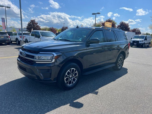 Certified 2024 Ford Expedition XLT AWD/4WD image 3