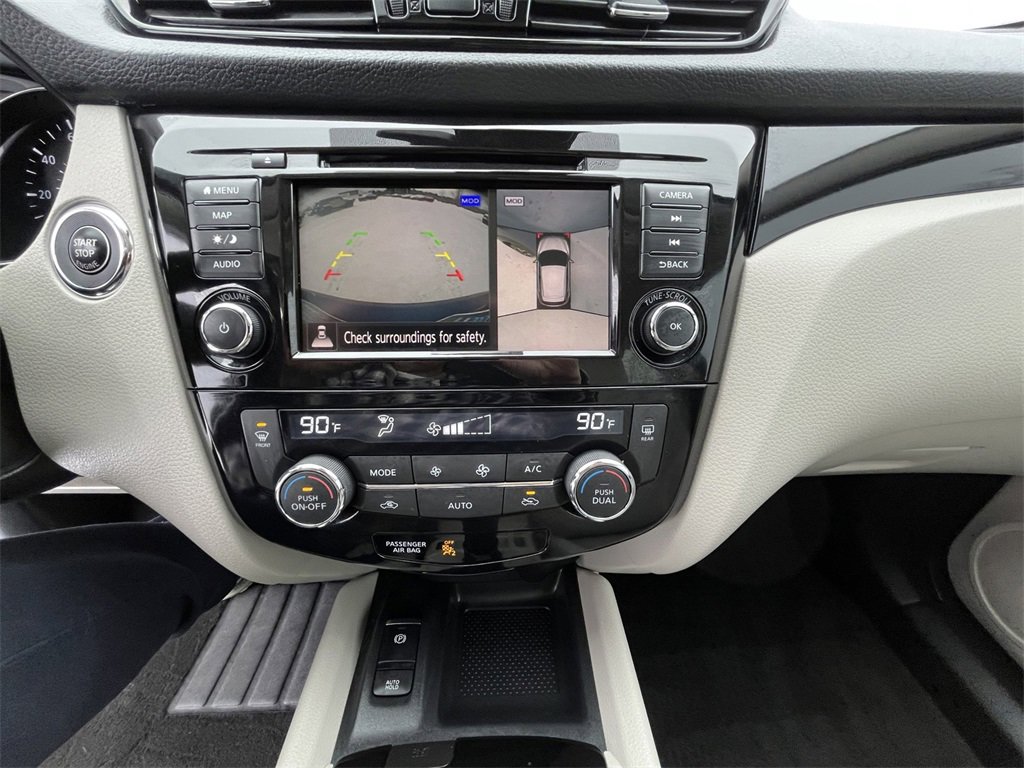 Used 2022 Nissan Rogue Sport SL image 12