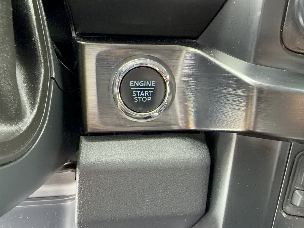 Certified 2023 Ford F250 Lariat w/ Lariat Ultimate Package AWD/4WD image 28