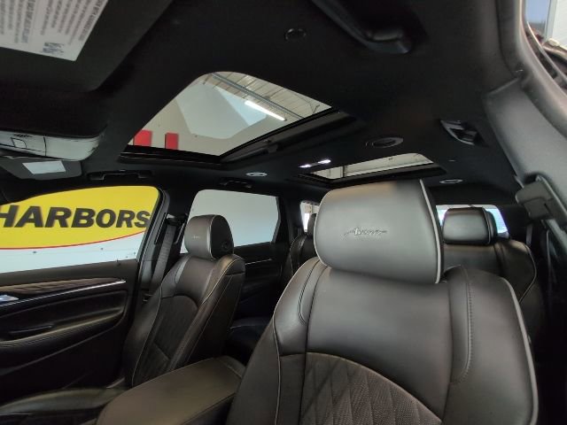 Used 2022 Buick Enclave Avenir image 33