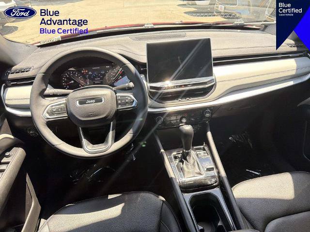 Used 2025 Jeep Compass Limited AWD/4WD image 9