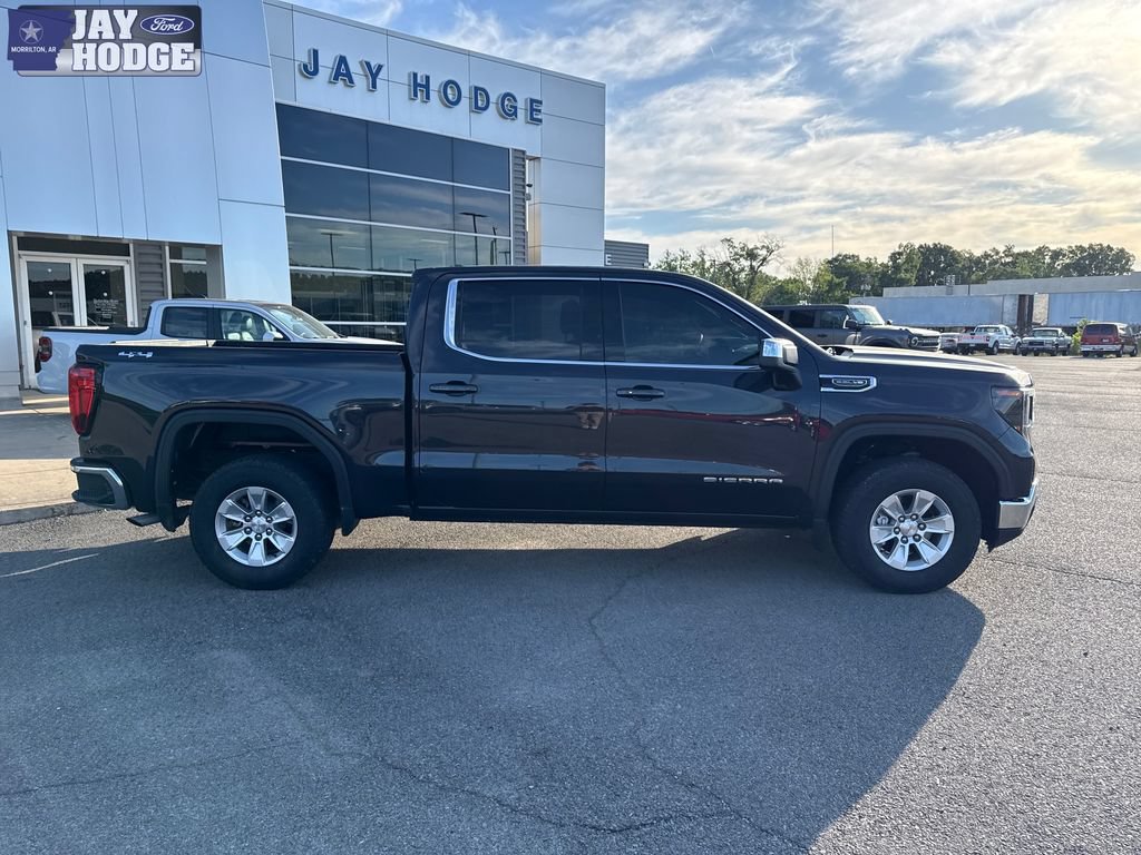 Used 2025 GMC Sierra 1500 SLE AWD/4WD image 9