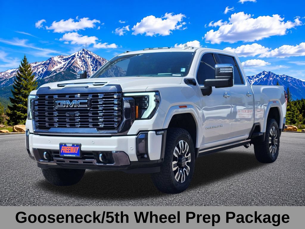 Used 2024 GMC Sierra 3500 Denali Ultimate AWD/4WD image 7