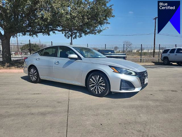 Used 2023 Nissan Altima 2.5 SV