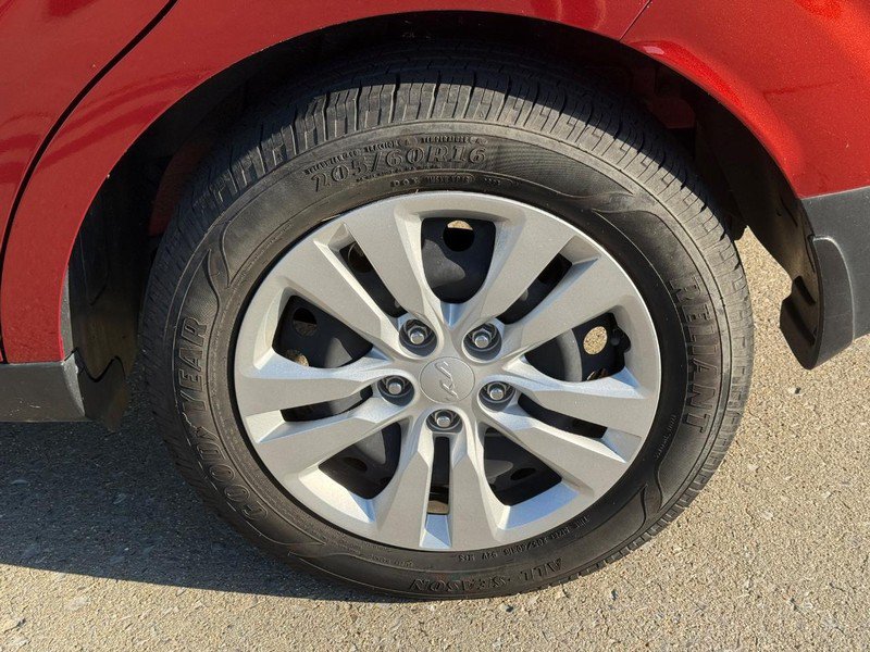 Used 2022 Kia Soul LX FWD image 10