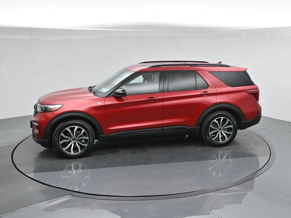 Certified 2022 Ford Explorer ST-Line w/ Class IV Trailer Tow Package image 48