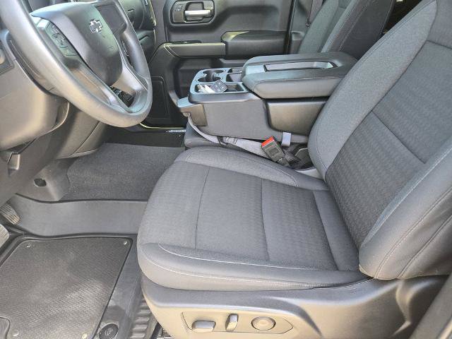 Used 2025 Chevrolet Silverado 1500 Custom Trail Boss w/ LPO, Dark Essentials Package AWD/4WD image 25