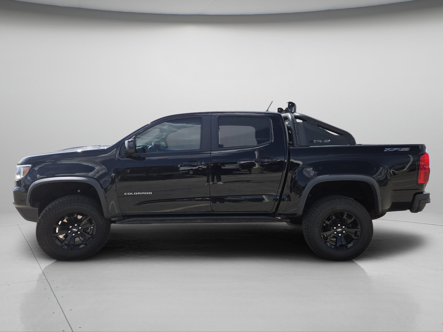 Used 2022 Chevrolet Colorado ZR2 w/ ZR2 Midnight Special Edition AWD/4WD image 19