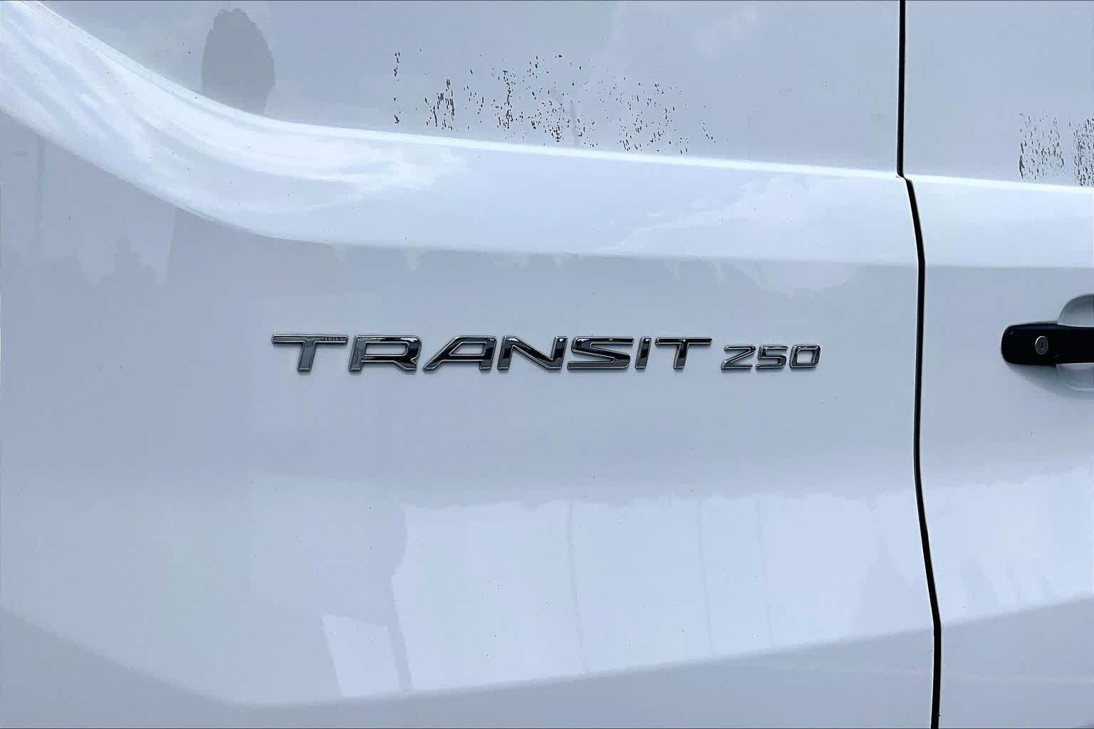 Certified 2023 Ford Transit 250 Medium Roof AWD image 10