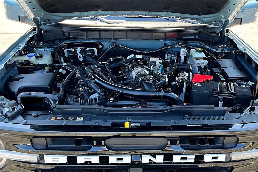 Certified 2022 Ford Bronco Outer Banks AWD/4WD image 33