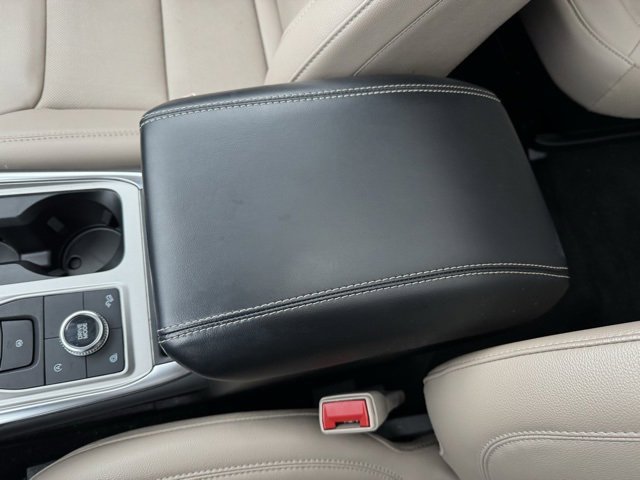 Certified 2023 Ford Explorer Limited w/ Limited Technology Package image 20