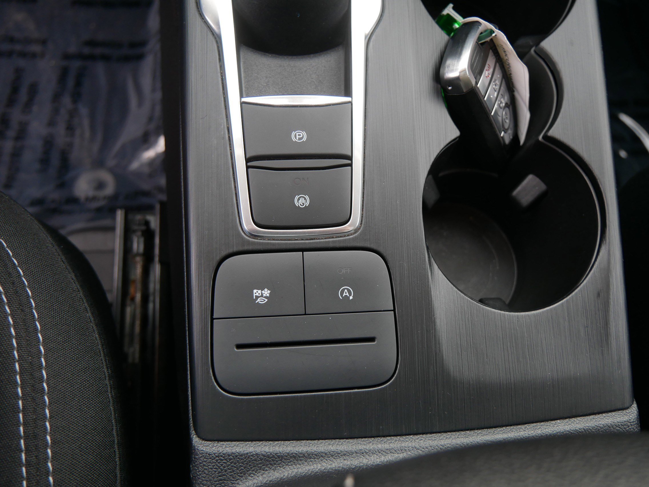 Certified 2023 Ford Escape Active image 32