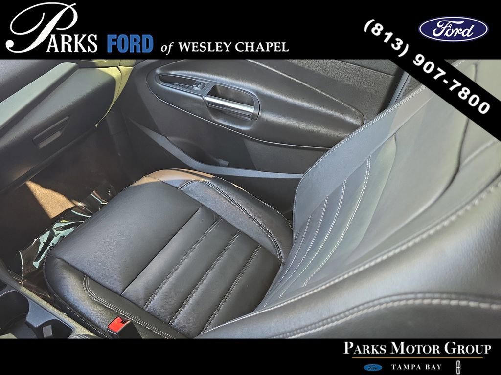 Certified 2017 Ford Escape SE w/ SE Leather Comfort Package image 12