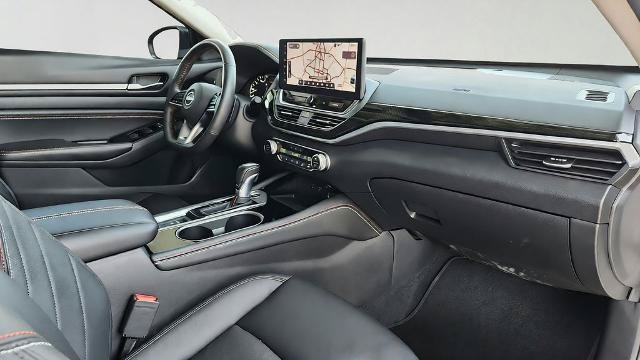 Used 2023 Nissan Altima 2.0 SR FWD image 35