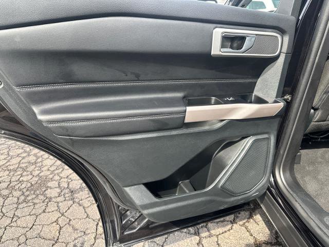 Certified 2023 Ford Explorer XLT w/ Class IV Trailer Tow Package image 29