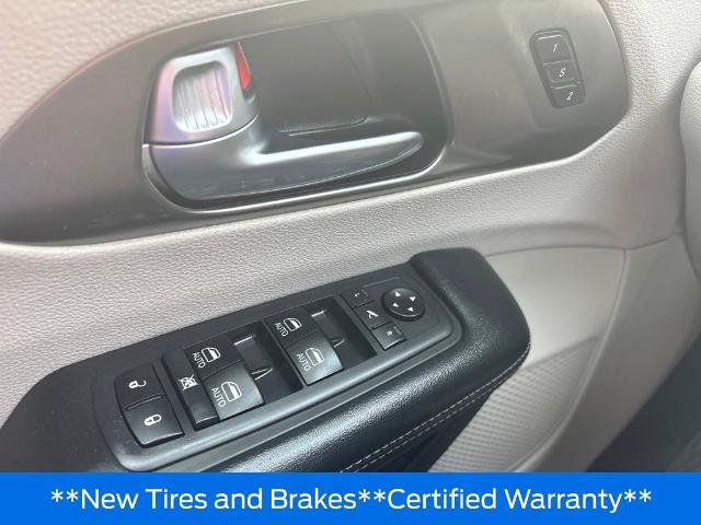 Used 2019 Chrysler Pacifica Limited FWD image 13