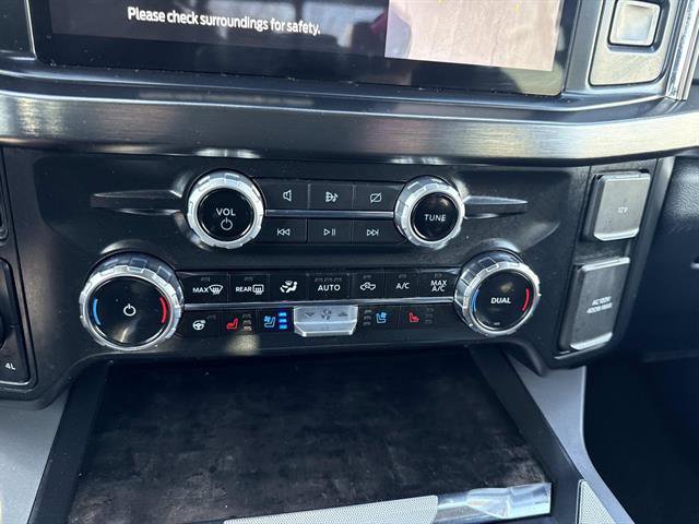Certified 2024 Ford F250 Lariat w/ Lariat Ultimate Package image 24