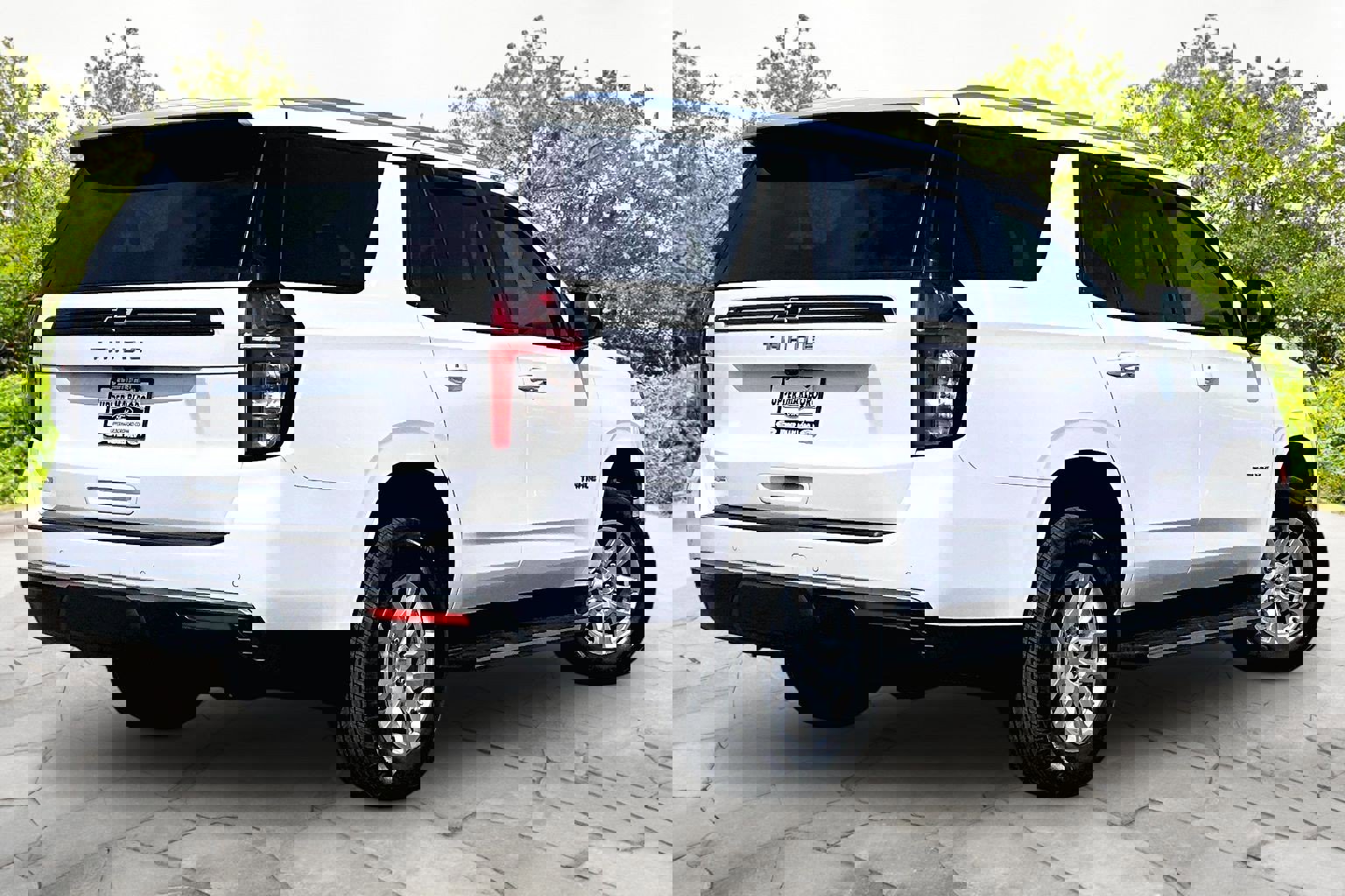 Used 2024 Chevrolet Tahoe LS image 13