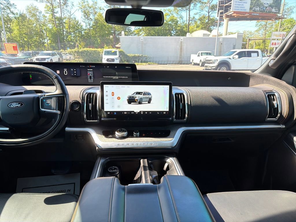 Certified 2025 Ford Expedition Tremor image 22