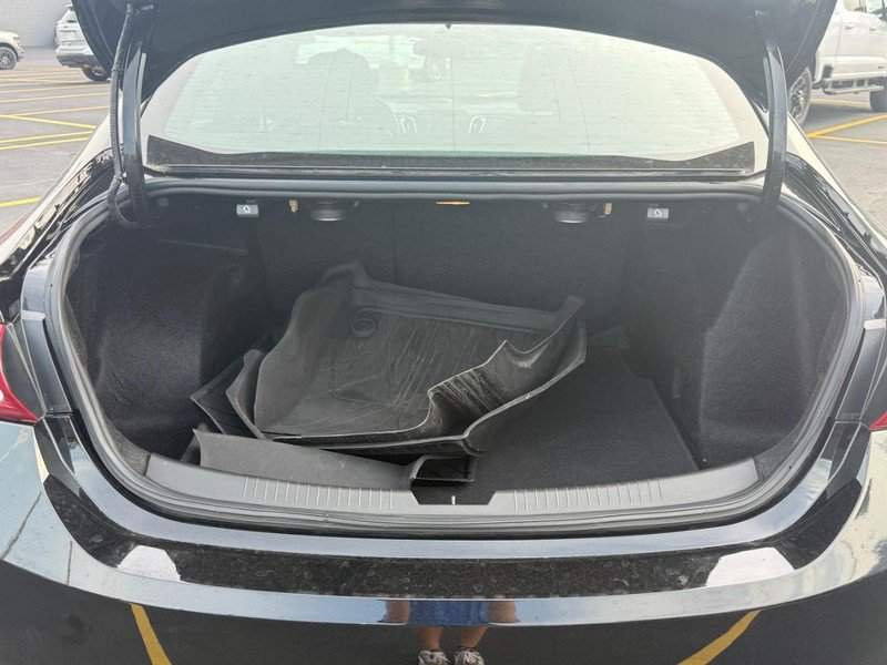 Used 2022 Chevrolet Malibu Premier FWD image 34