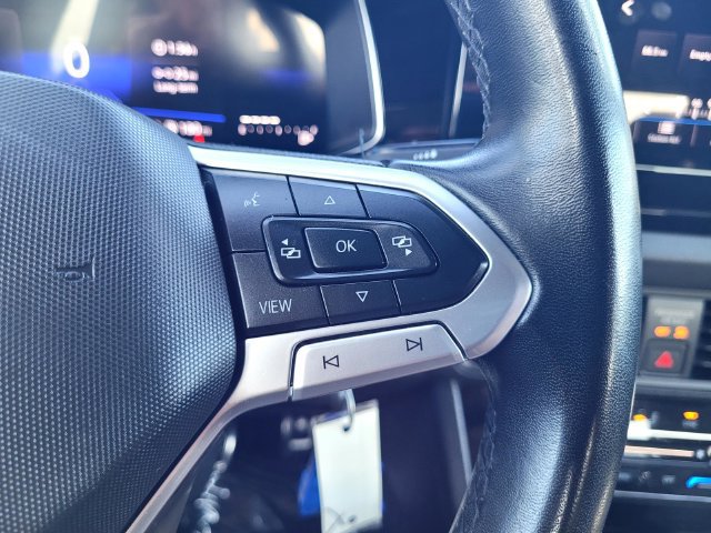 Used 2025 Volkswagen Jetta Sport FWD image 23