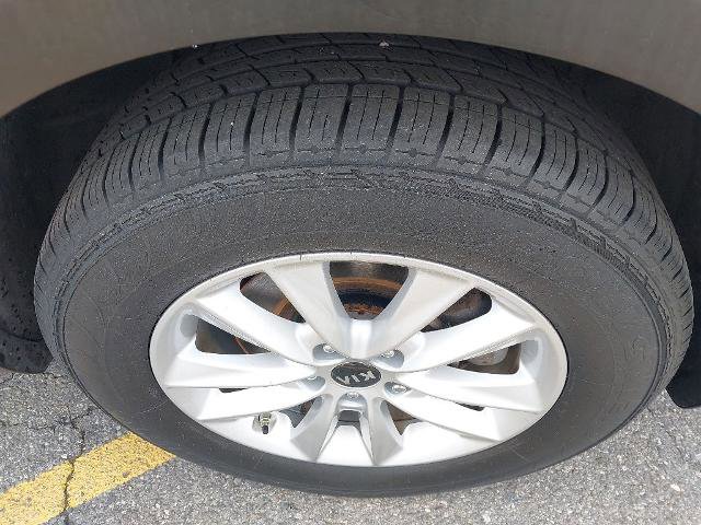 Used 2019 Kia Sorento AWD image 11