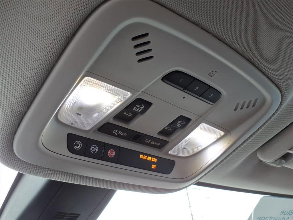 Used 2018 Chevrolet Traverse High Country image 26