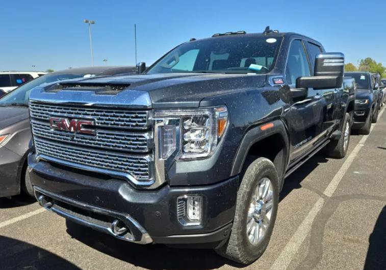 Used 2022 GMC Sierra 2500 Denali w/ Denali Ultimate Package AWD/4WD image 1