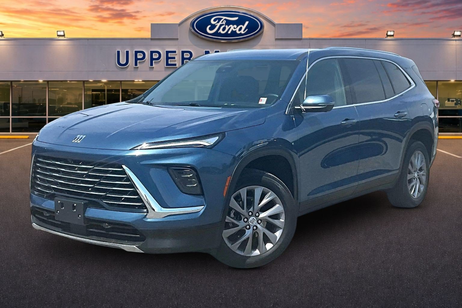 Used 2025 Buick Enclave Preferred FWD image 12