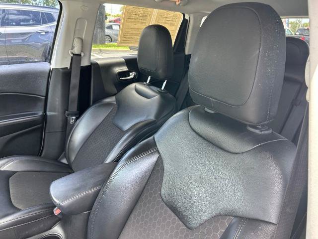 Used 2020 Jeep Compass Latitude FWD image 19
