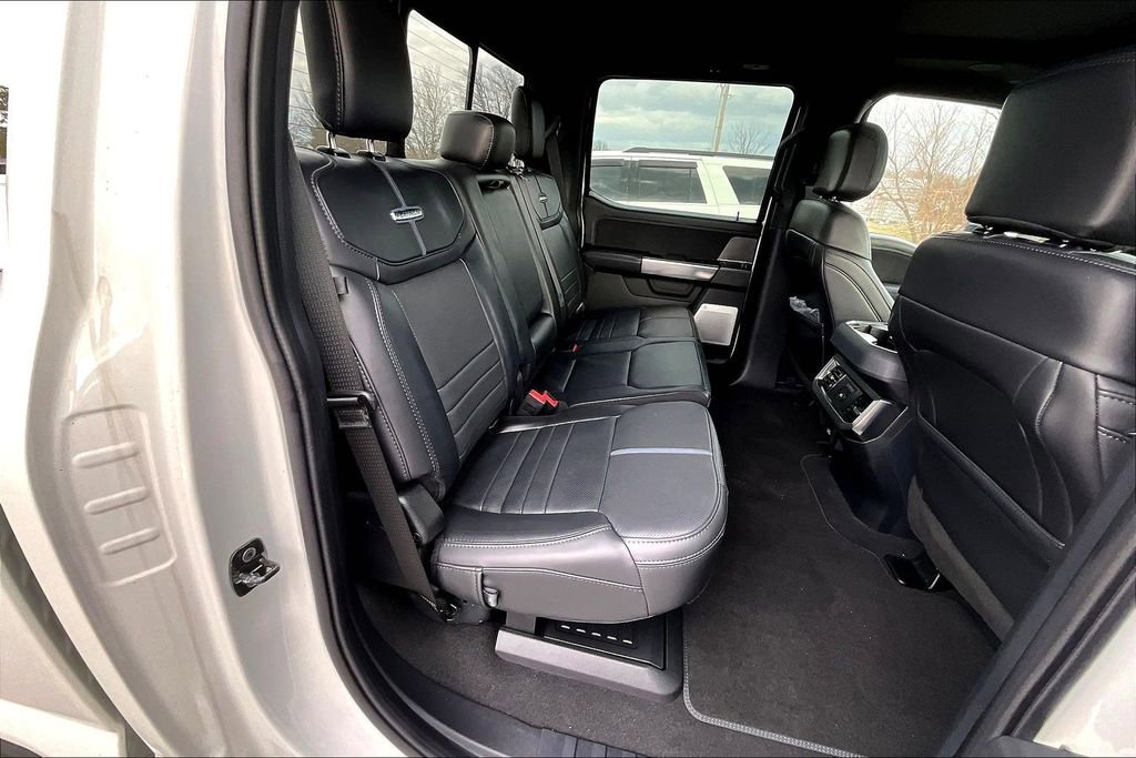 Certified 2025 Ford F350 Platinum w/ FX4 Off-Road Package AWD/4WD image 29