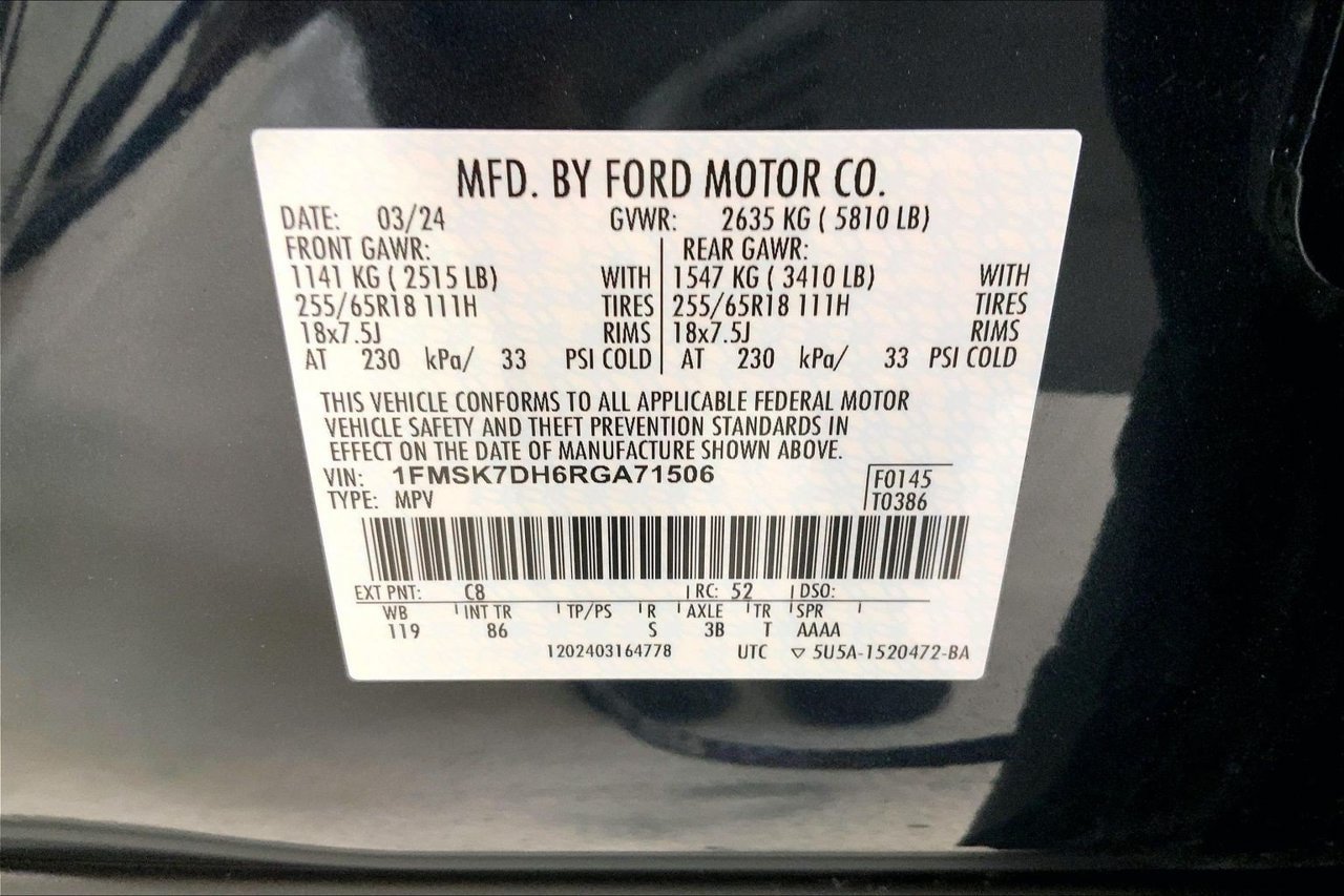 Certified 2024 Ford Explorer XLT RWD image 30