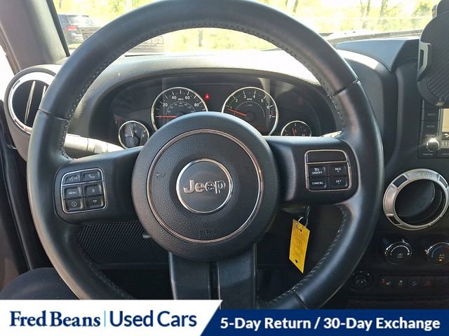 Used 2017 Jeep Wrangler Unlimited Sahara w/ Connectivity Group AWD/4WD image 26