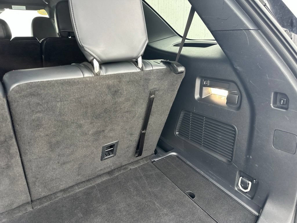 Certified 2025 Ford Explorer ST-Line w/ ST-Line Street Pack AWD/4WD image 22