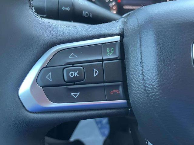 Used 2026 Jeep Compass Latitude AWD/4WD image 18