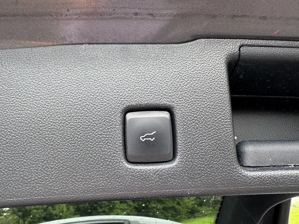 Certified 2023 Ford Escape Active AWD/4WD image 38