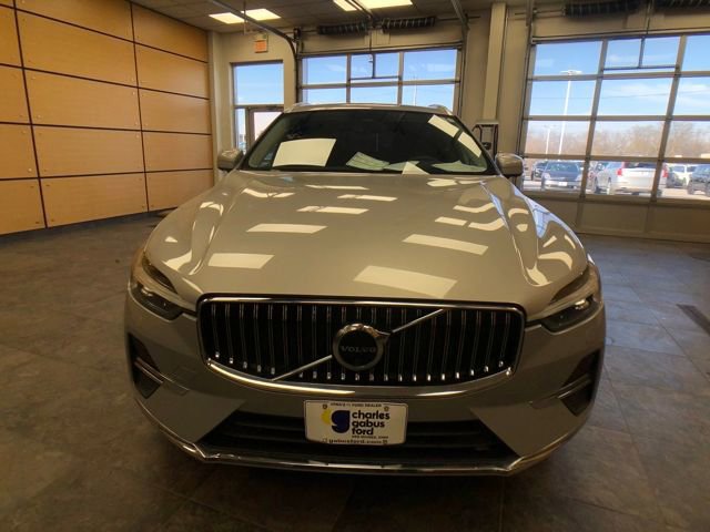 Used 2022 Volvo XC60 B5 Inscription image 8