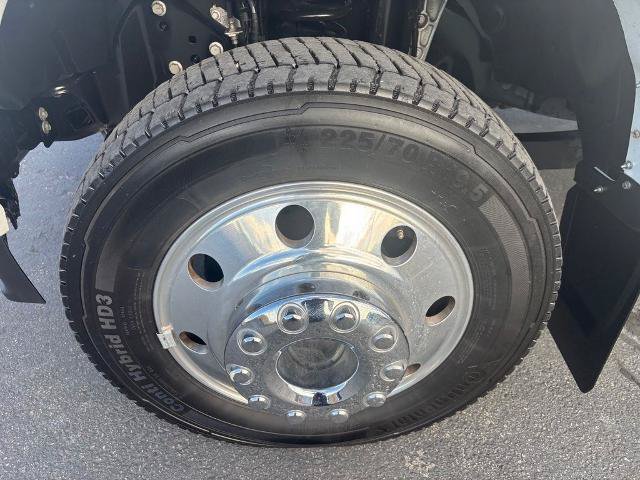 Certified 2022 Ford F450 Limited w/ FX4 Off-Road Package AWD/4WD image 13