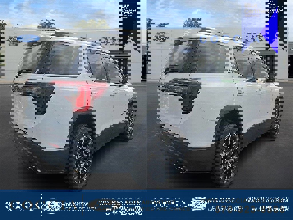 Used 2021 GMC Acadia SLE w/ Driver Convenience Package image 5