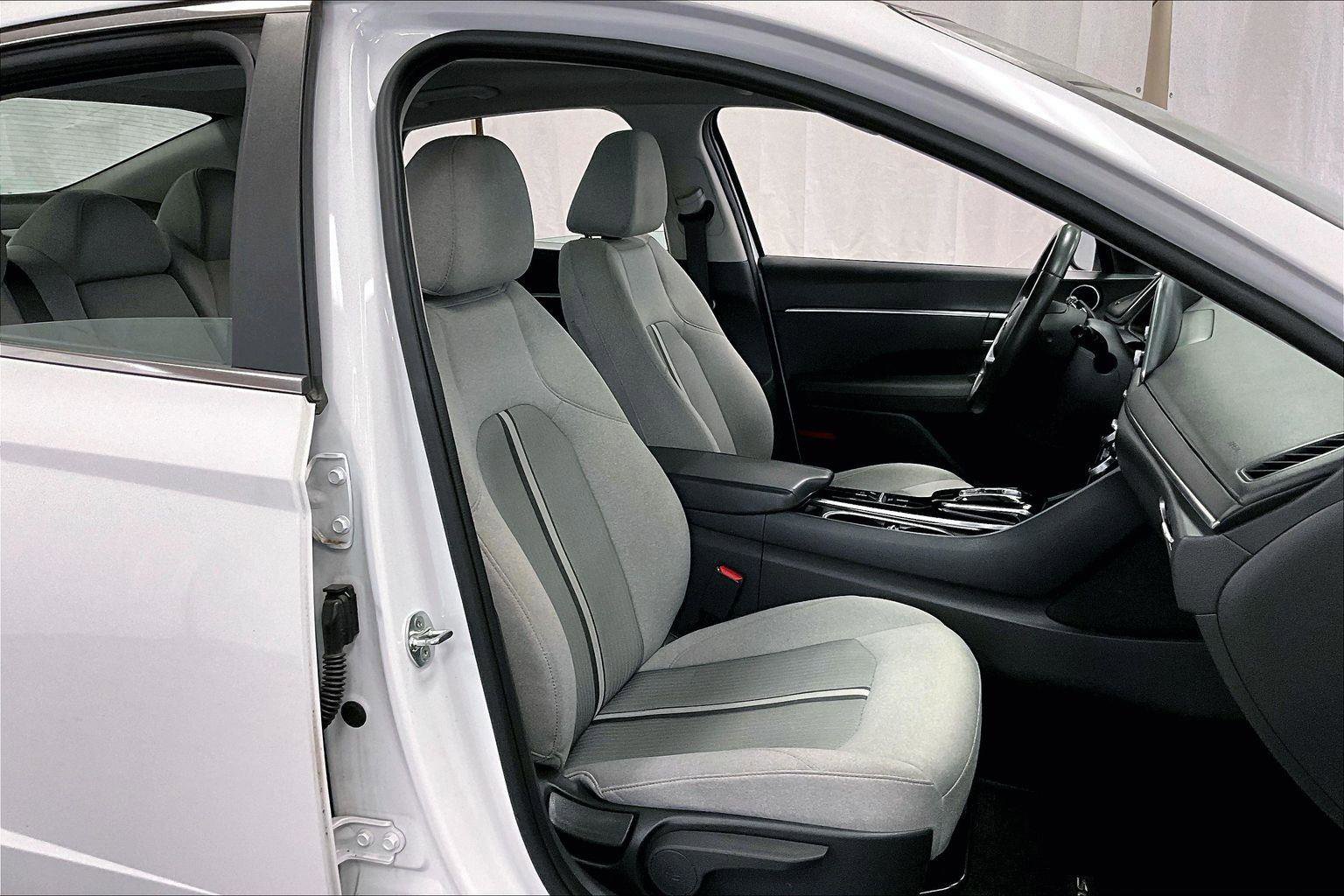 Used 2021 Hyundai Sonata SEL w/ Convenience Package image 7