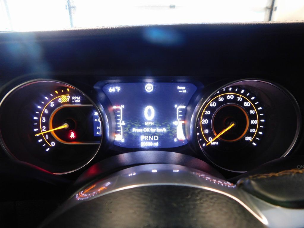 Used 2022 Jeep Wrangler Unlimited Sahara image 16