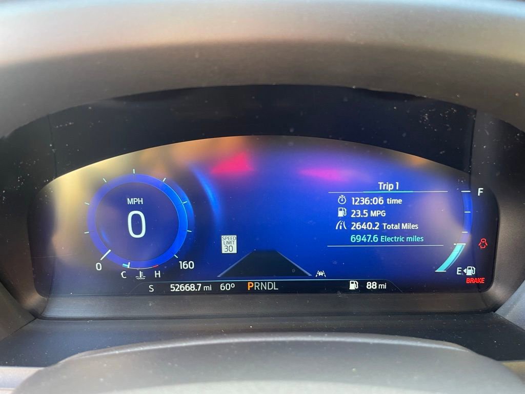 Certified 2022 Ford Explorer Platinum w/ Technology Package image 20