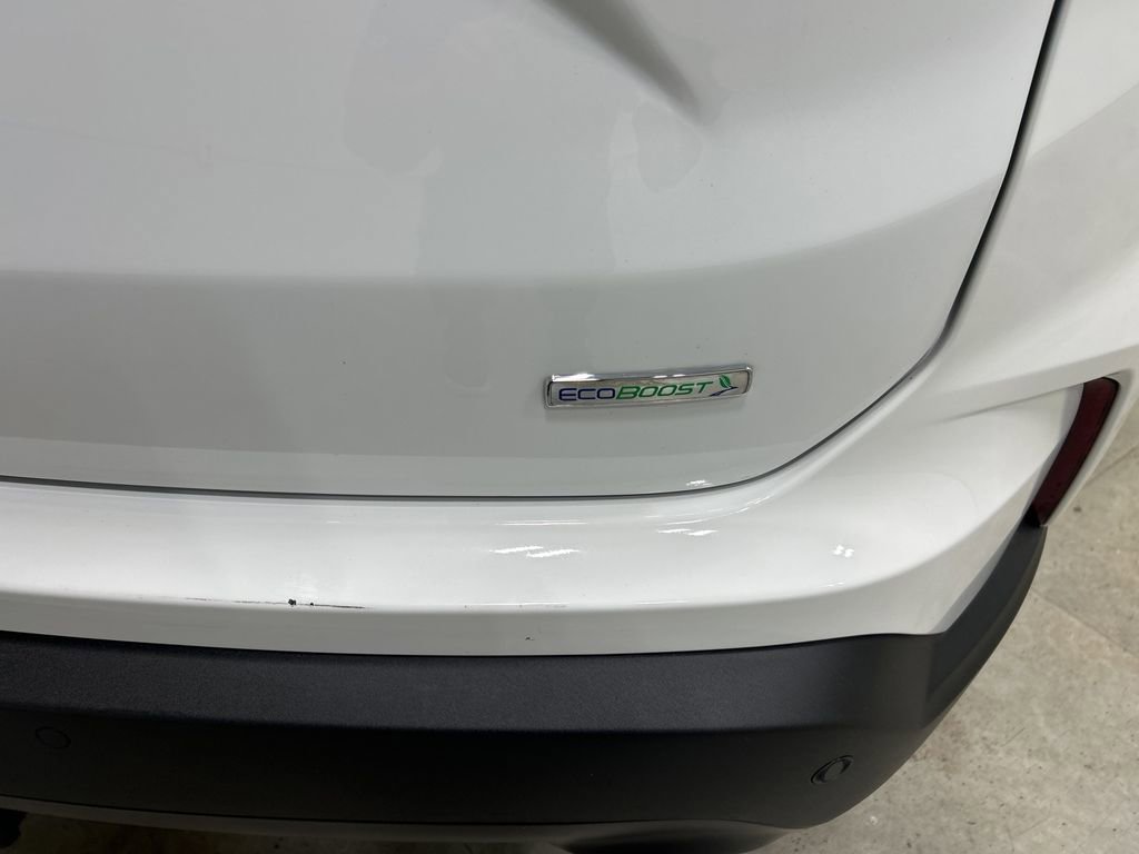 Certified 2020 Ford Edge SE image 21