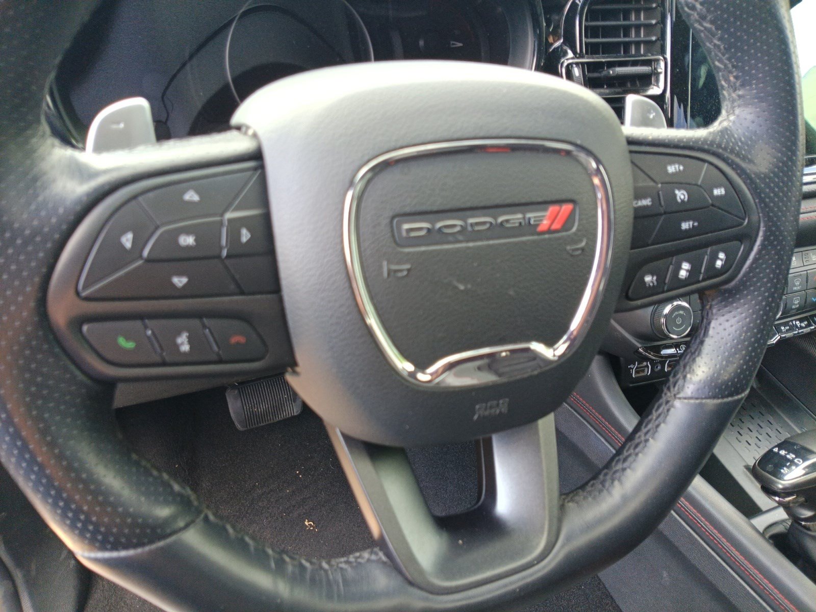 Used 2025 Dodge Durango GT AWD/4WD image 17