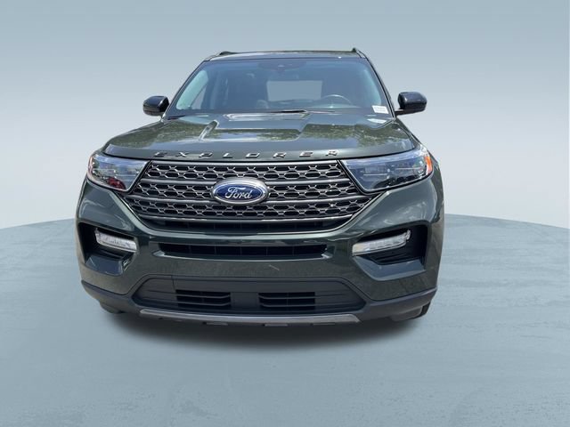 Certified 2023 Ford Explorer XLT w/ Equipment Group 202A AWD/4WD image 10