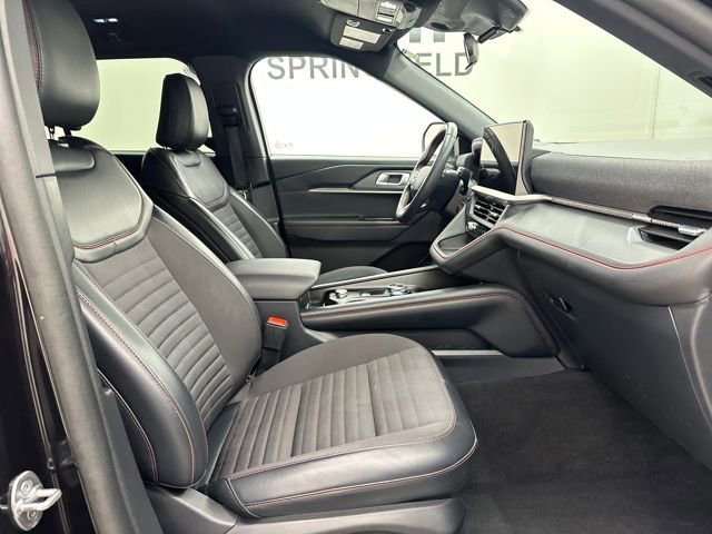 Certified 2025 Ford Explorer ST-Line image 10