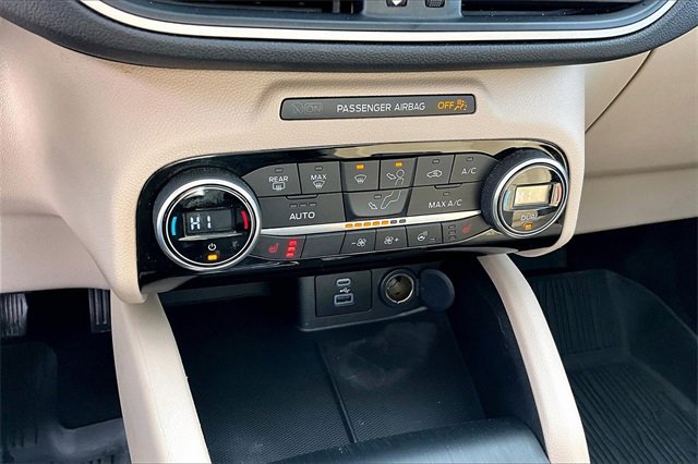 Certified 2021 Ford Escape SEL image 21