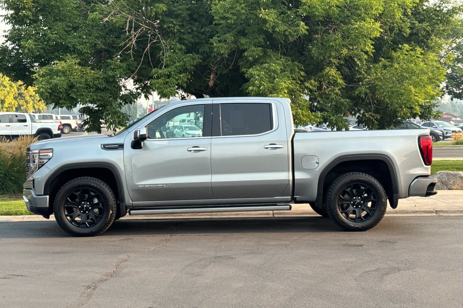 Used 2026 GMC Sierra 1500 Denali Ultimate AWD/4WD image 5