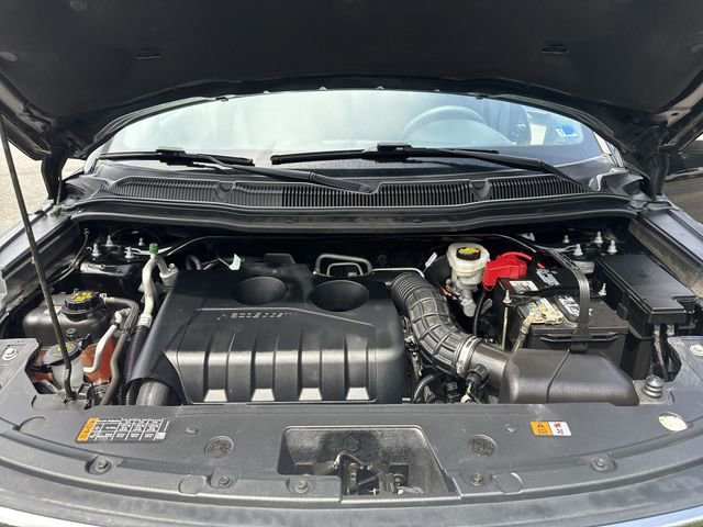 Certified 2018 Ford Explorer XLT FWD image 25